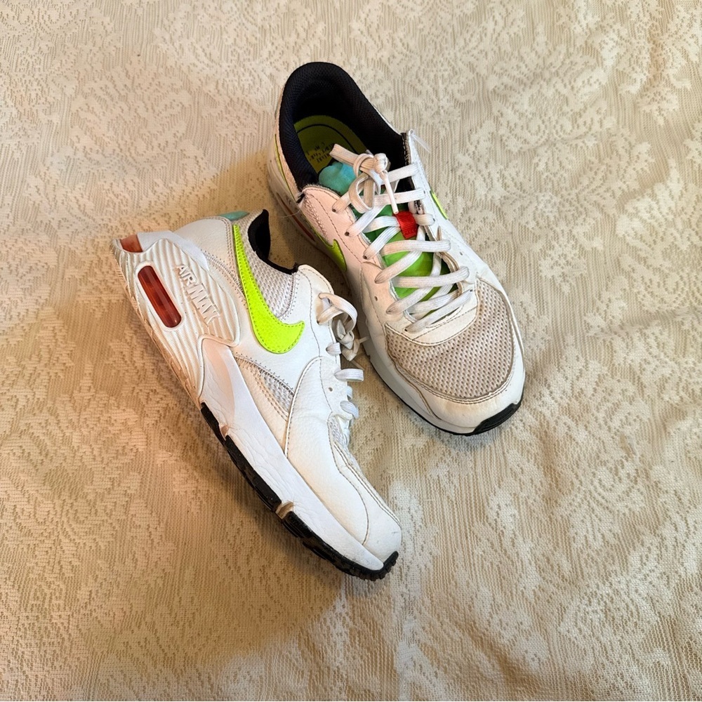 Nike Air max  Excee white volt sneakers